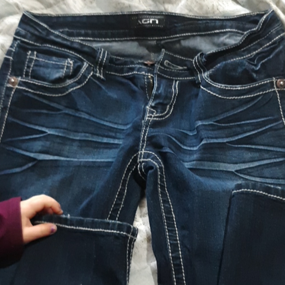 Jeans - Picture 2 of 2